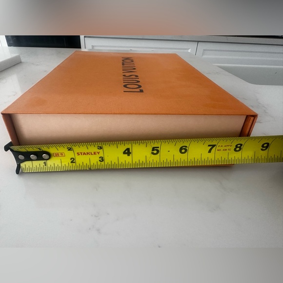 Authentic  Louis Vuitton Accessory Box - Picture 6 of 7